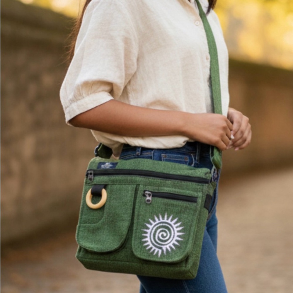 Chic Green Crossbody Bag with Spiral Accent, Handmade Multi-pocket EverydayBag
